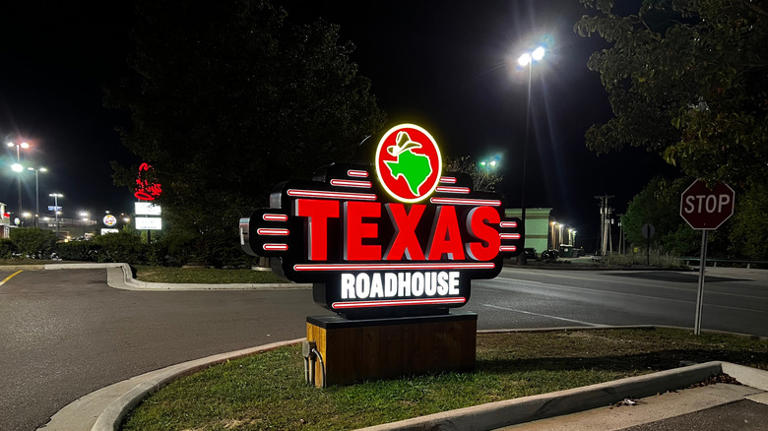 The 10 biggest controversies to go down at Texas Roadhouse