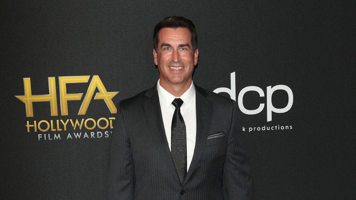 Rob Riggle recalls 'special' times working with Amy Poehler on ...