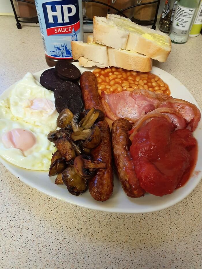 Turns Out, There’s A Facebook Group Where People Rate Others’ Dishes, And Here Are 48 Of The Most Iconic Ones