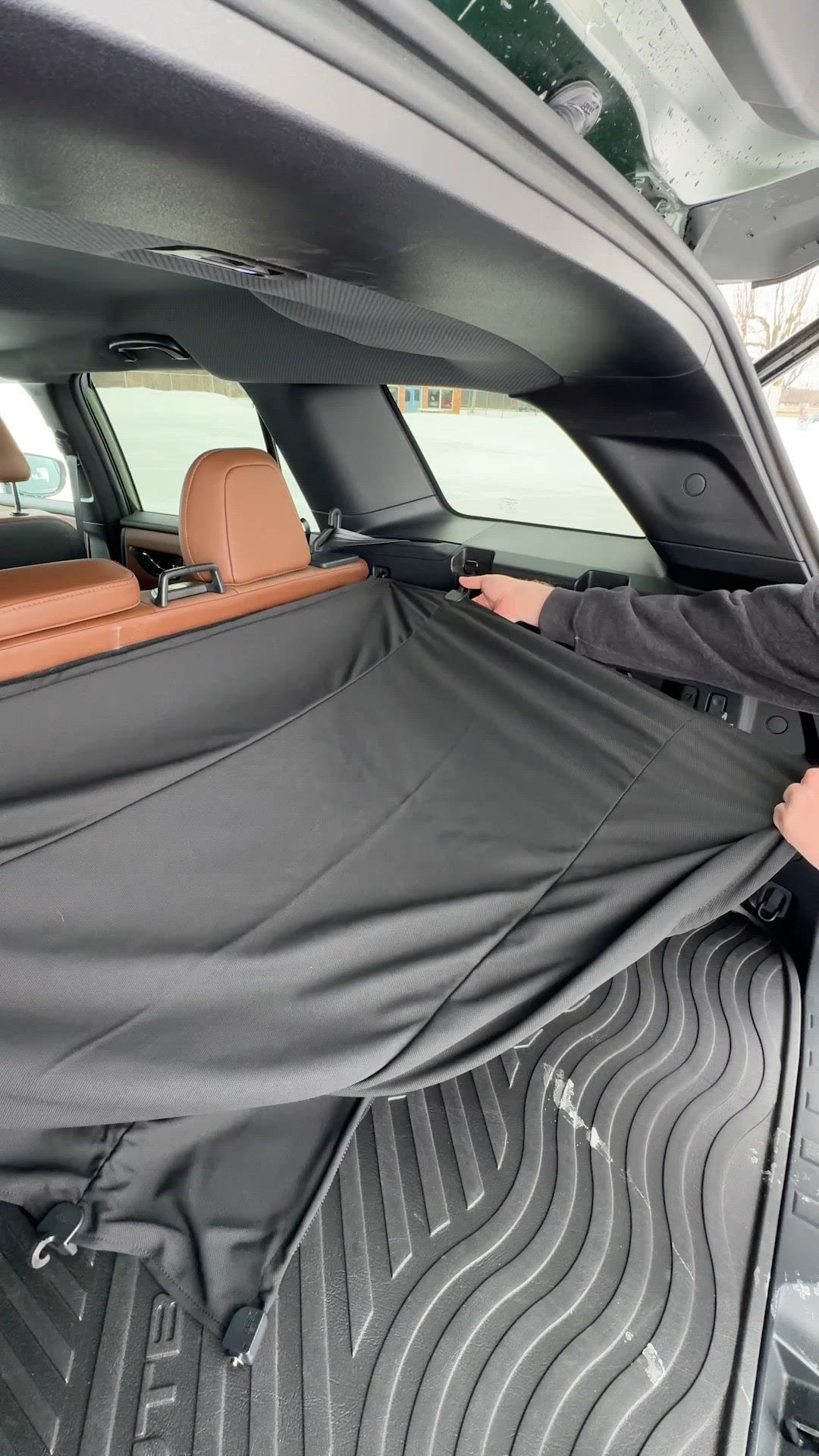 Subaru Outback cargo cover