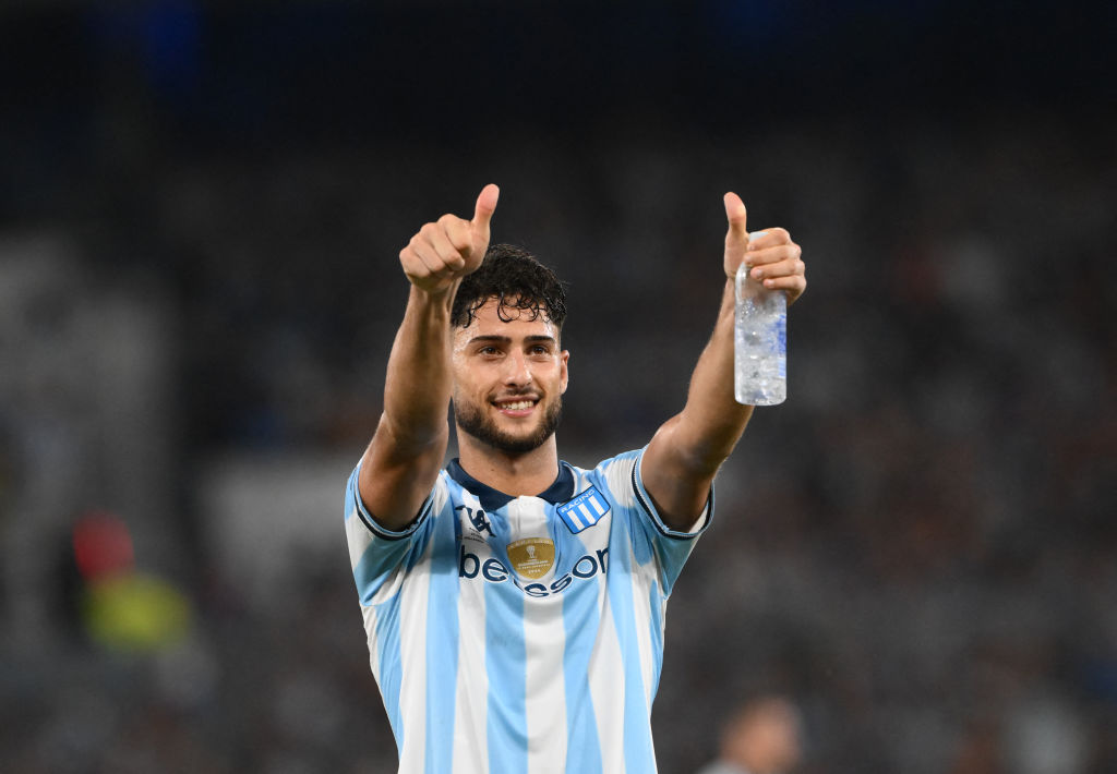 Santos negocia com zagueiro do Racing