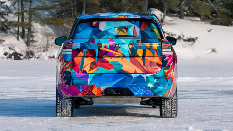 I drifted a 2027 Volkswagen Atlas prototype on ice. It seemed promising