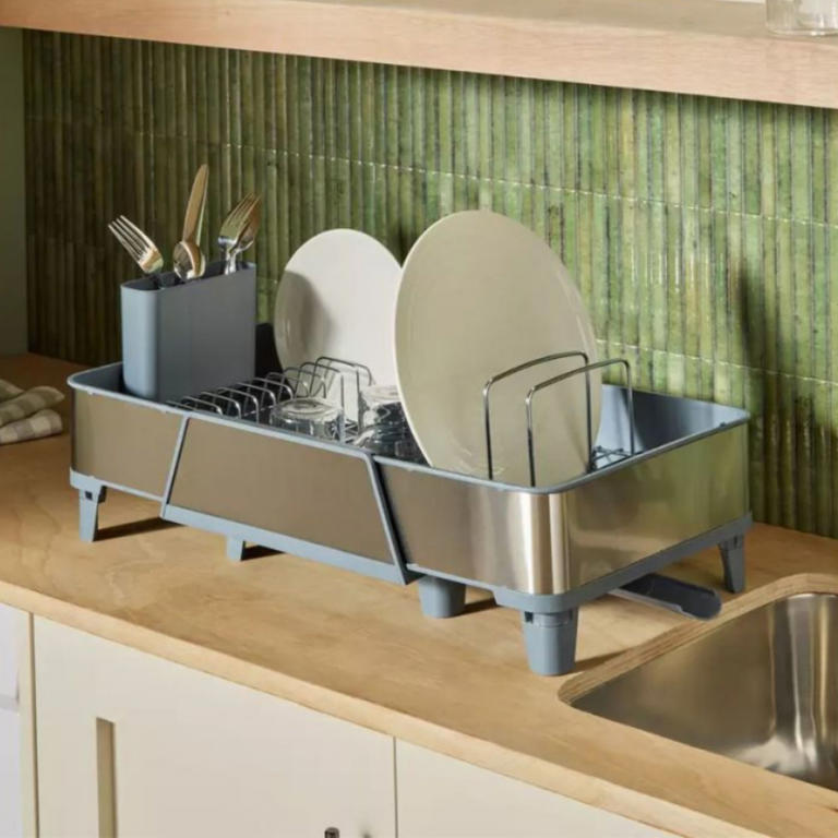 I refused to let my cluttered galley kitchen stress me out – this is ...