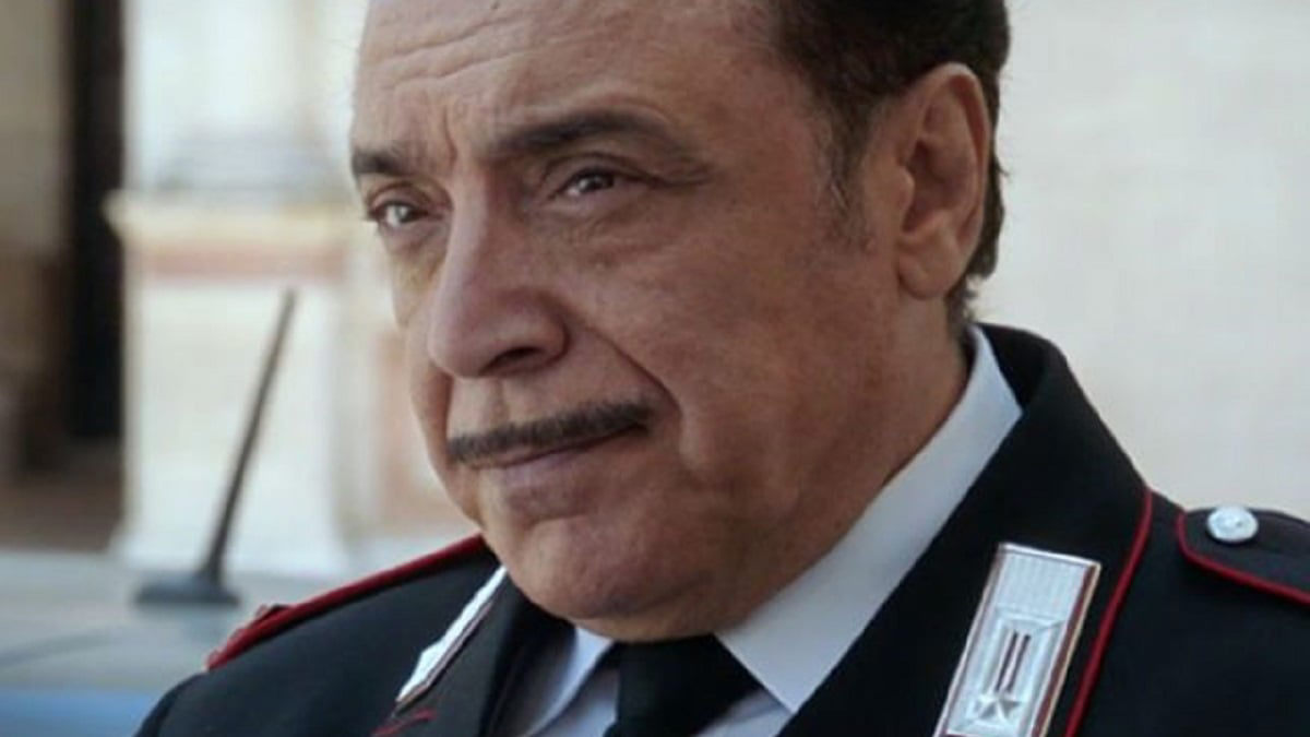 Anticipazioni Don Matteo 15 stasera, Cecchini lasciato dalla moglie. Si ...