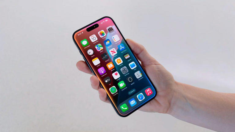 Apple adia Siri com IA do Google após enroscos em testes