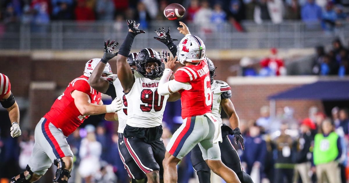 Report: Davonte Miles no longer with South Carolina after felony ...