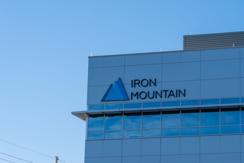3 News Article Image Iron Mountain shatters record, data center boom powers fifth straight year of all-time highs