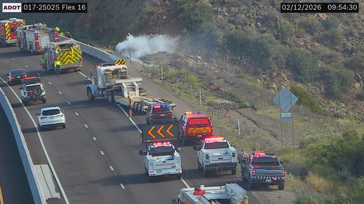 1 hurt in fiery crash on I-17 flex lanes north of Phoenix