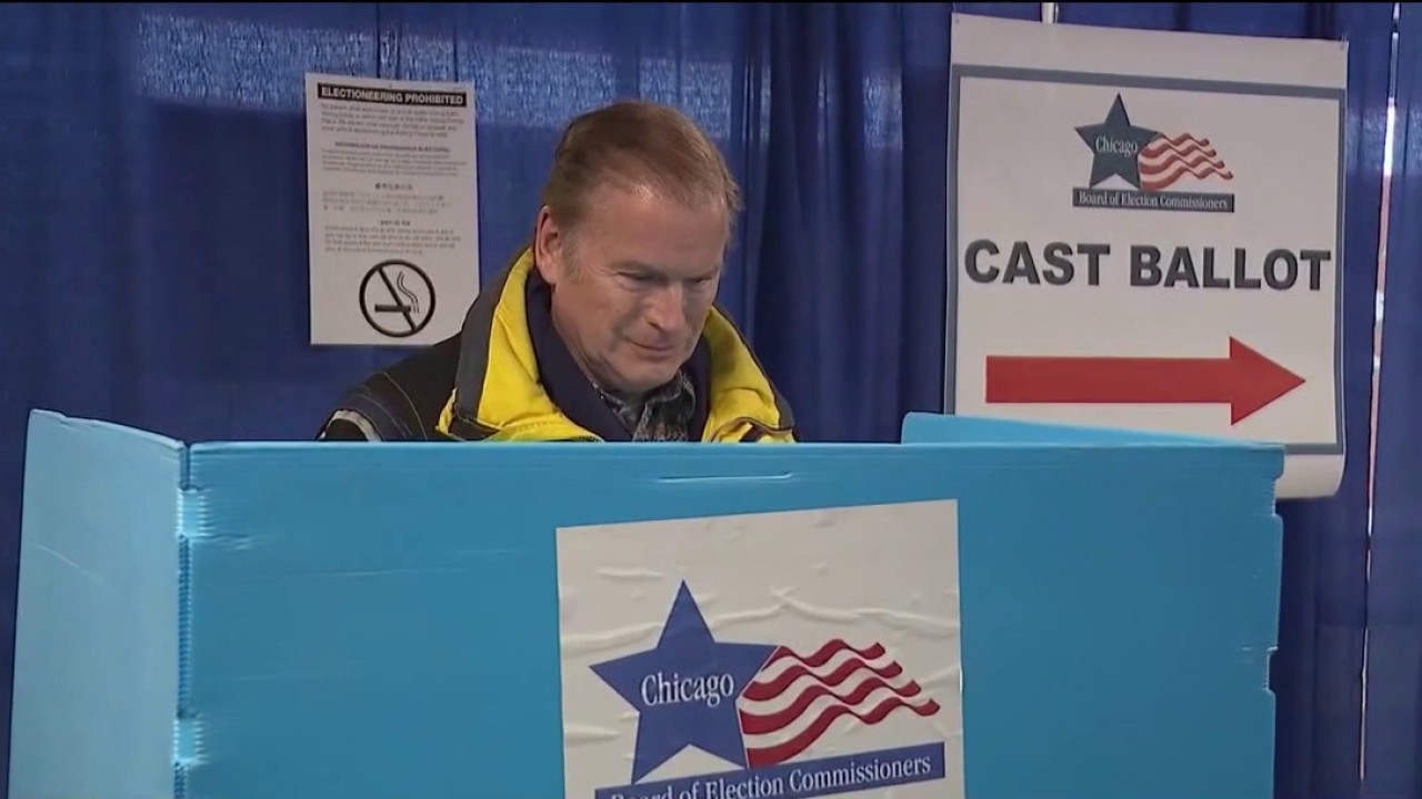 Early voting begins in Chicago; new Loop polling site opens