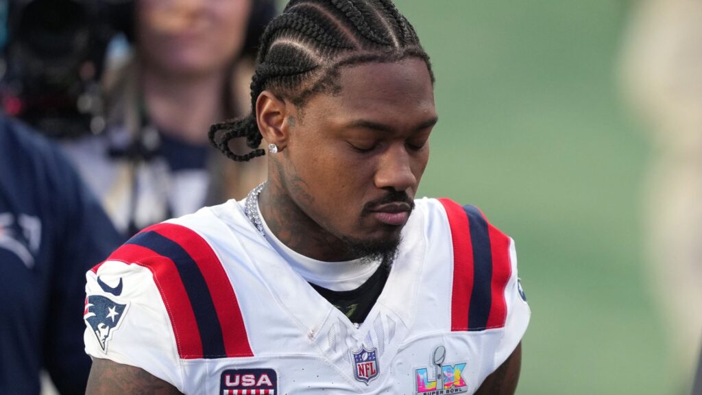 Patriots should cut ties with Stefon Diggs; sign 25-year-old free agent