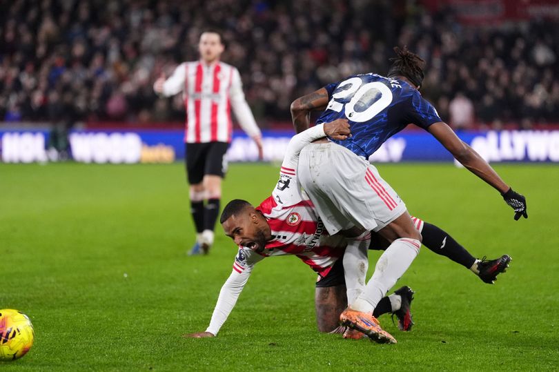 Arsenal handed Noni Madueke penalty verdict vs Brentford after VAR decision