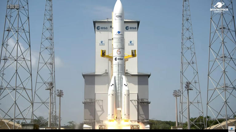 Europe's most powerful rocket launches for 1st time, carrying 32 Amazon ...