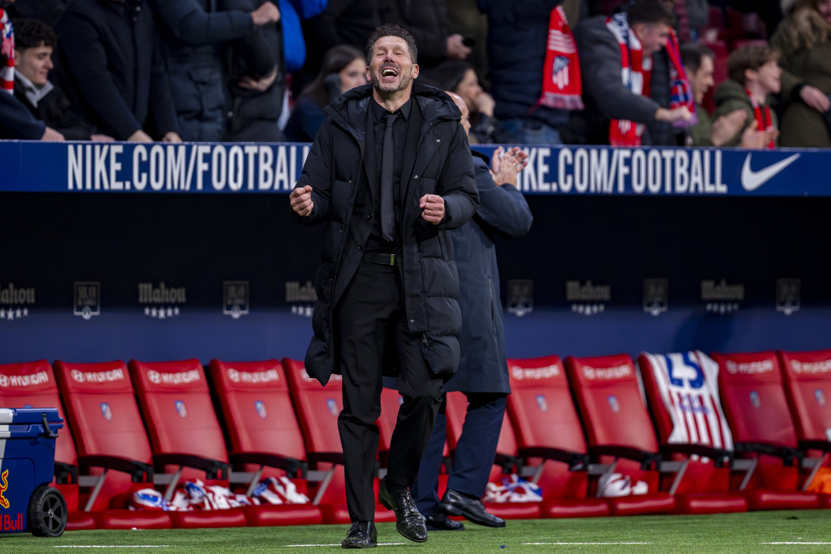 Diego Simeone se burla de Lamine Yamal mientras el Atlético de Madrid derrota al Barcelona en la Copa del Rey