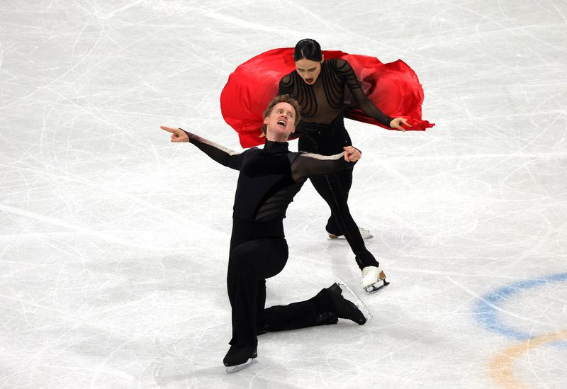 Olympics-figure skating-fans of Chock and Bates launch petition questioning ice dance result<br>