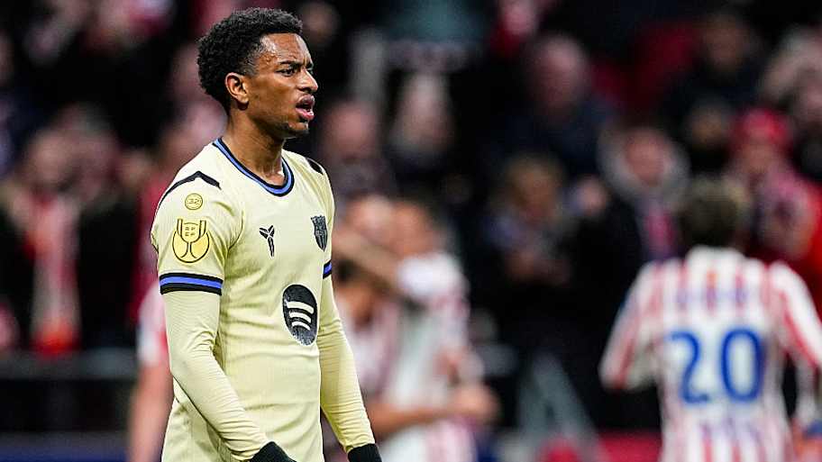 Barcelona’s defense was exposed yet again. | Oscar J. Barroso/Europa Press/Getty Images