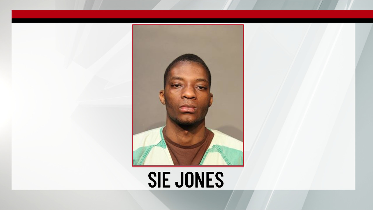 Des Moines assault leaves 61-year-old man in critical condition