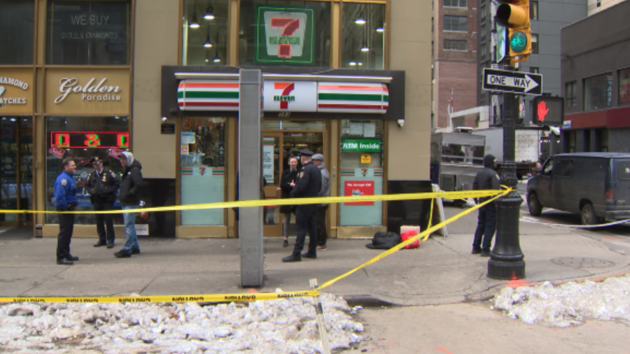 Panhandler shot to death in Manhattan 7-Eleven: sources<br><br>