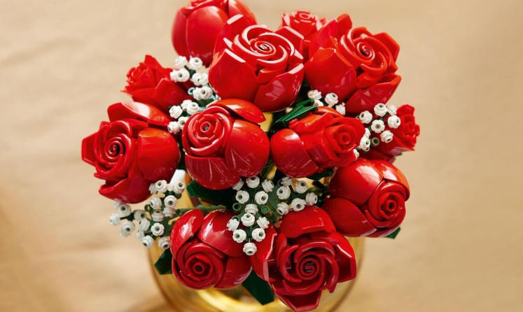 What women really want in Valentine's Day gifts—internet weighs in