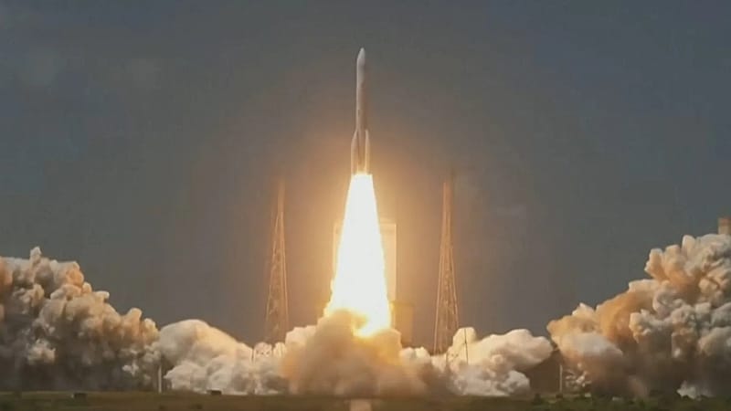 Europe's flagship Ariane 6 rocket launches with 32 satellites for ...