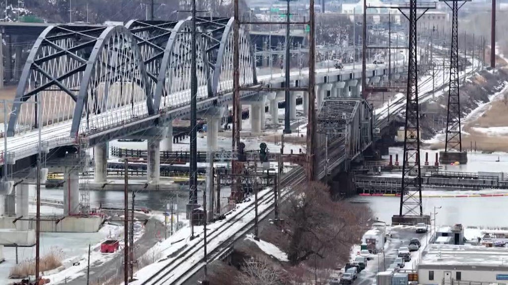 NJ Transit, Amtrak riders dealing with schedule changes, delays during ...