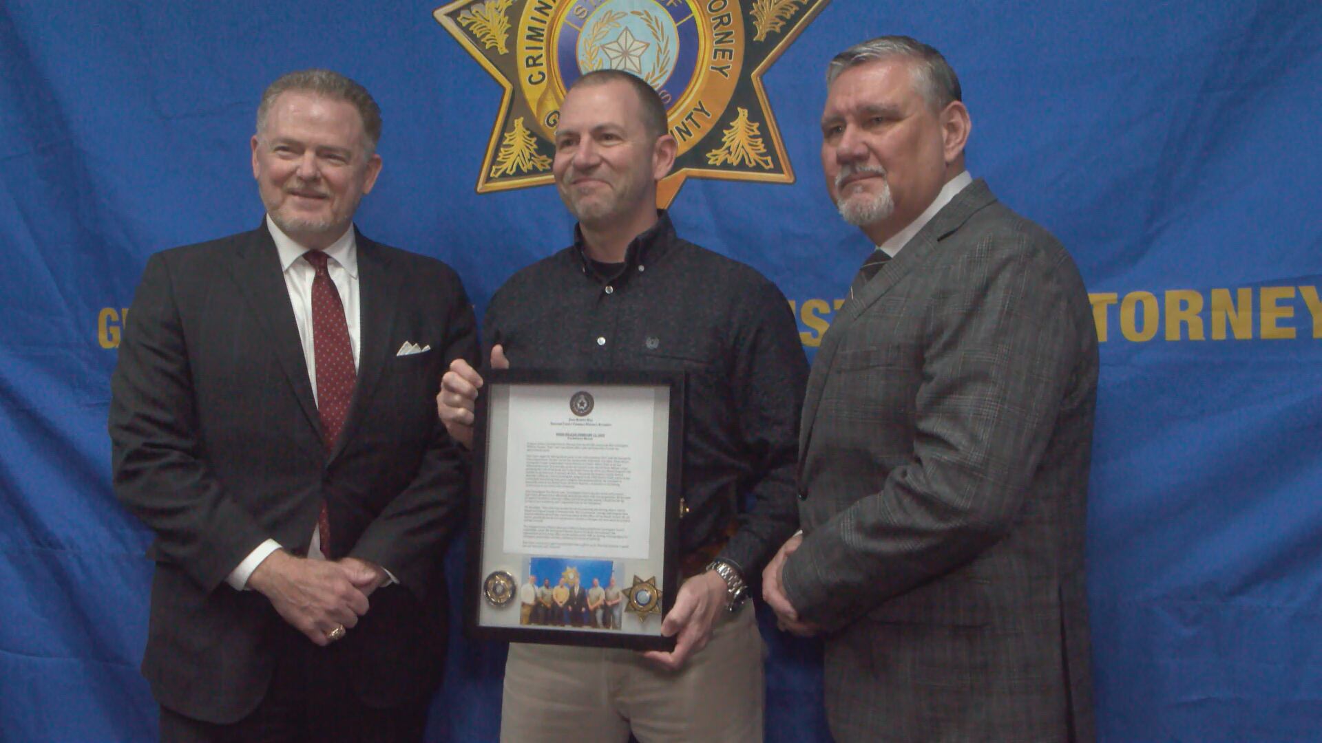 Grayson County investigator retires after 25 years in law enforcement