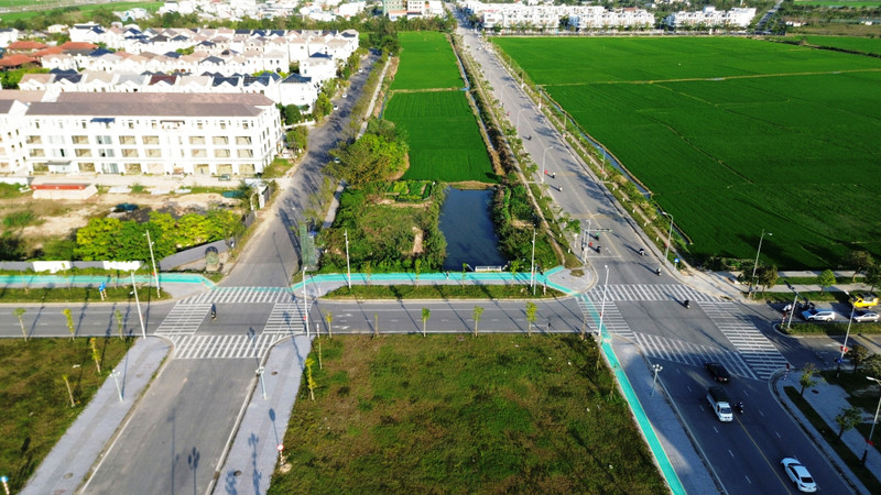 Đề xuất nhiều giải pháp gỡ rối giao thông giờ cao điểm ở Huế