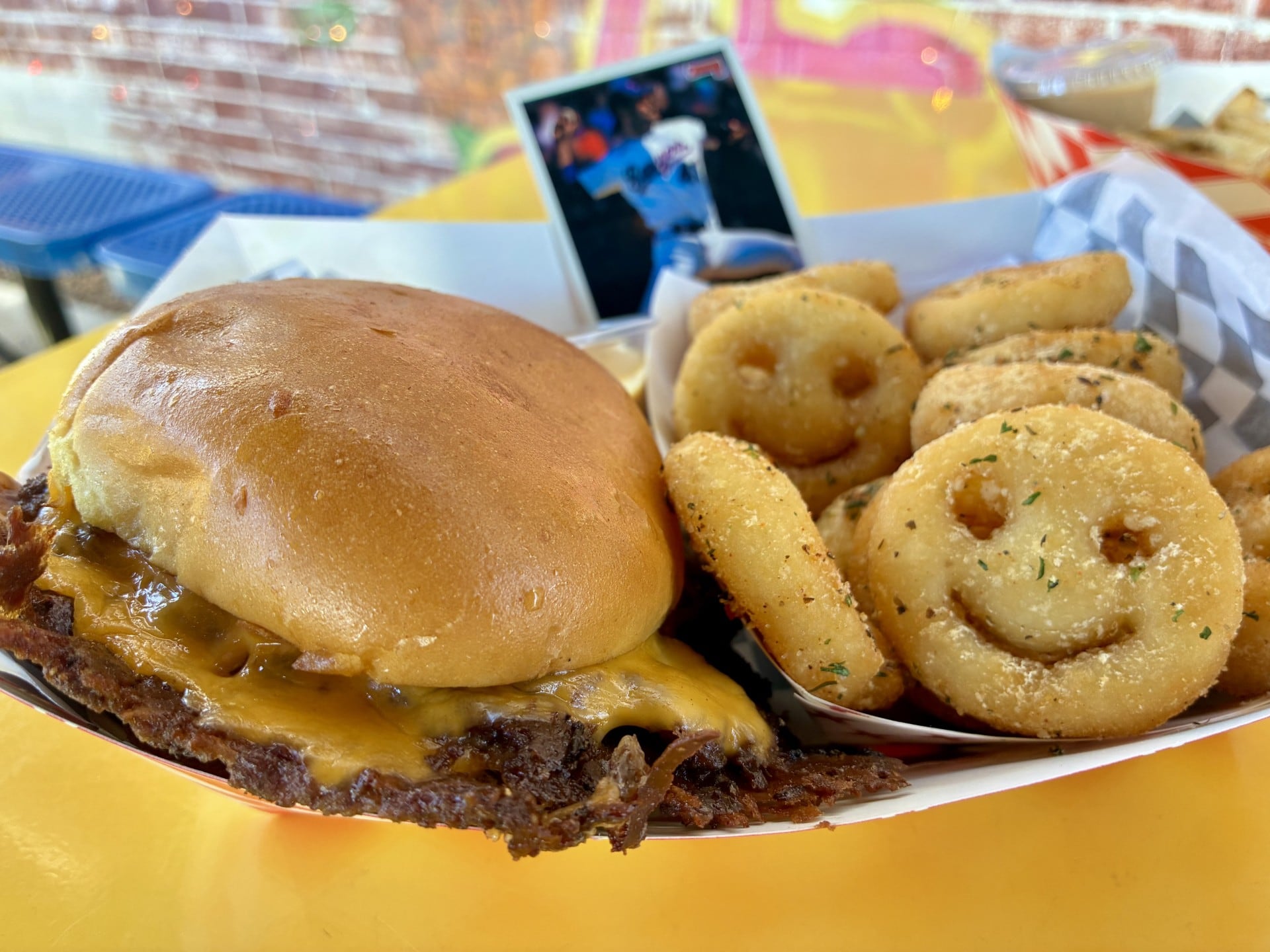 Restaurant report card: Tony's Sports Grill fails with 60; Smiley's ...