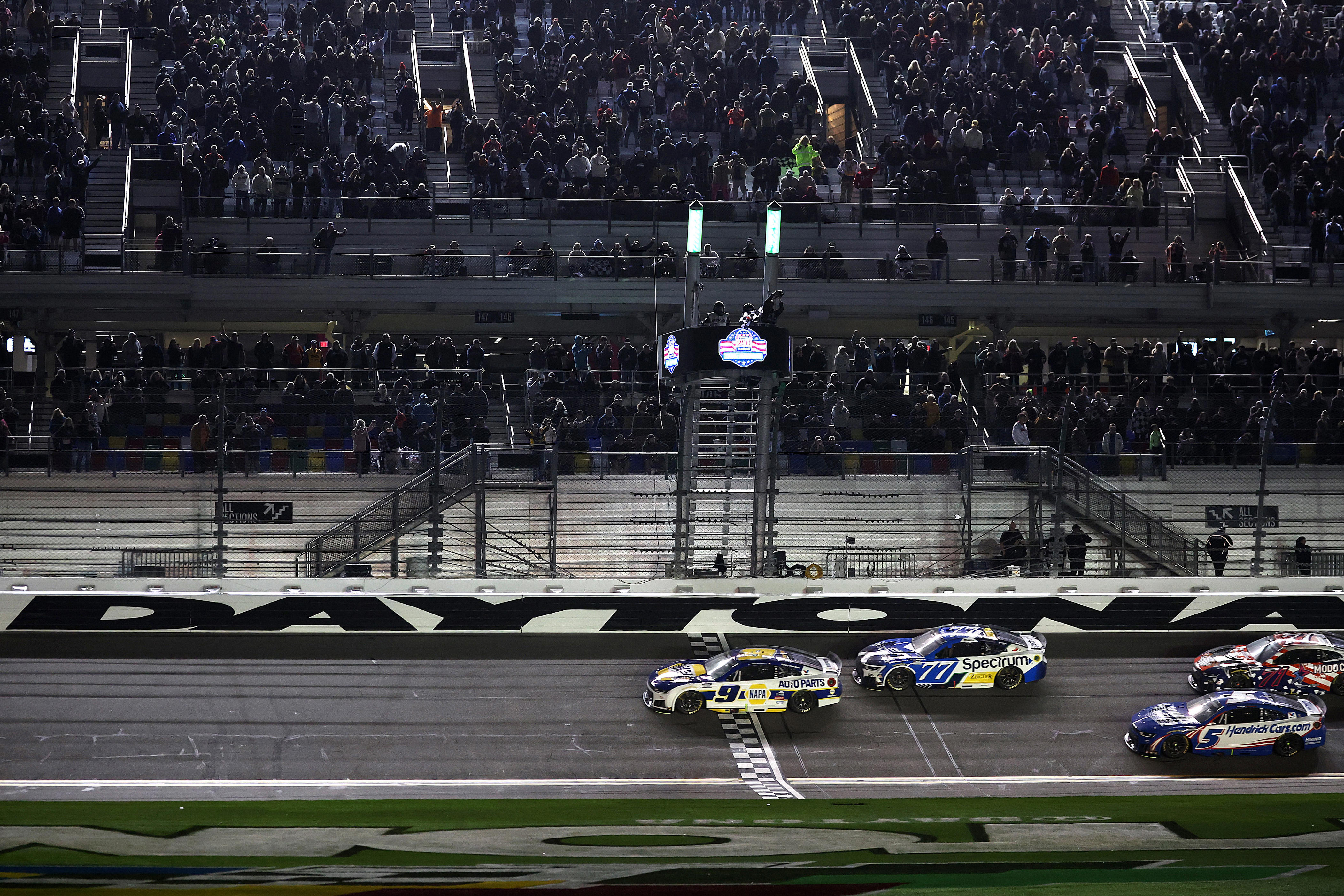 NASCAR moves up Daytona 500 start time with weather, rain in Sunday ...