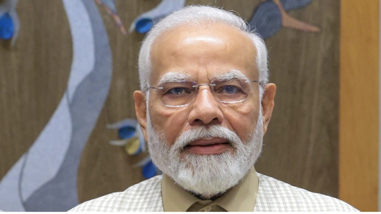 PM Narendra Modi sets 2047 Goal: India to become top 3 AI superpower ...
