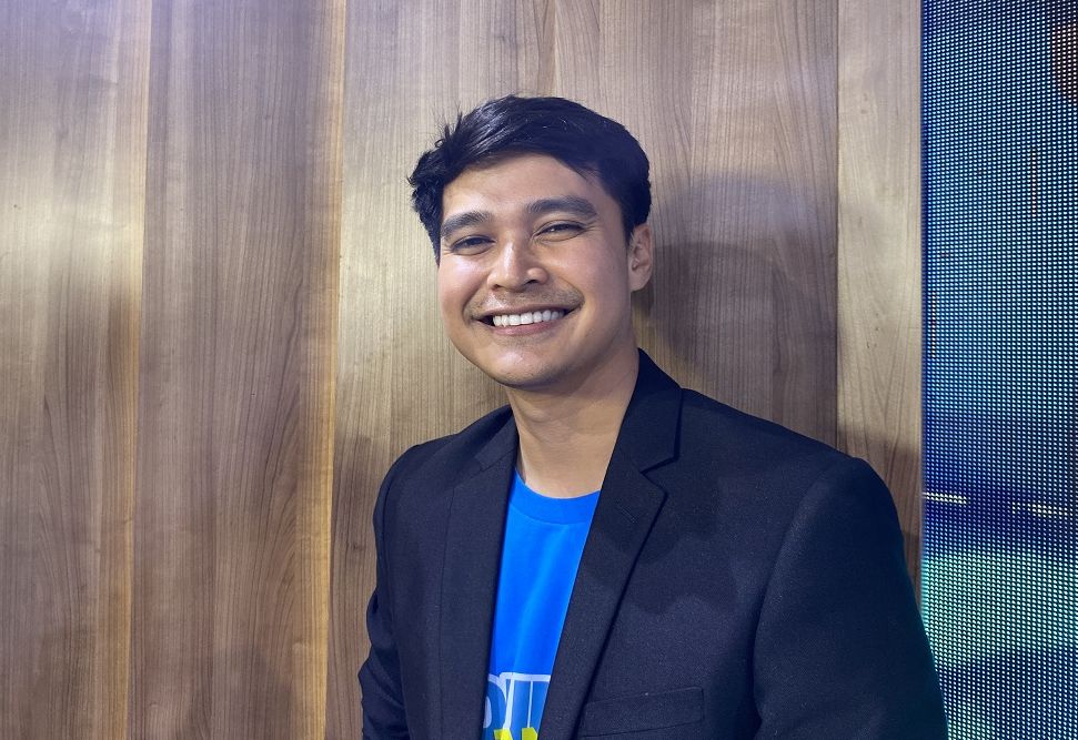 Suka duka Aiman Ricky jadi pendamping jemaah haji lansia, dijuluki best ...