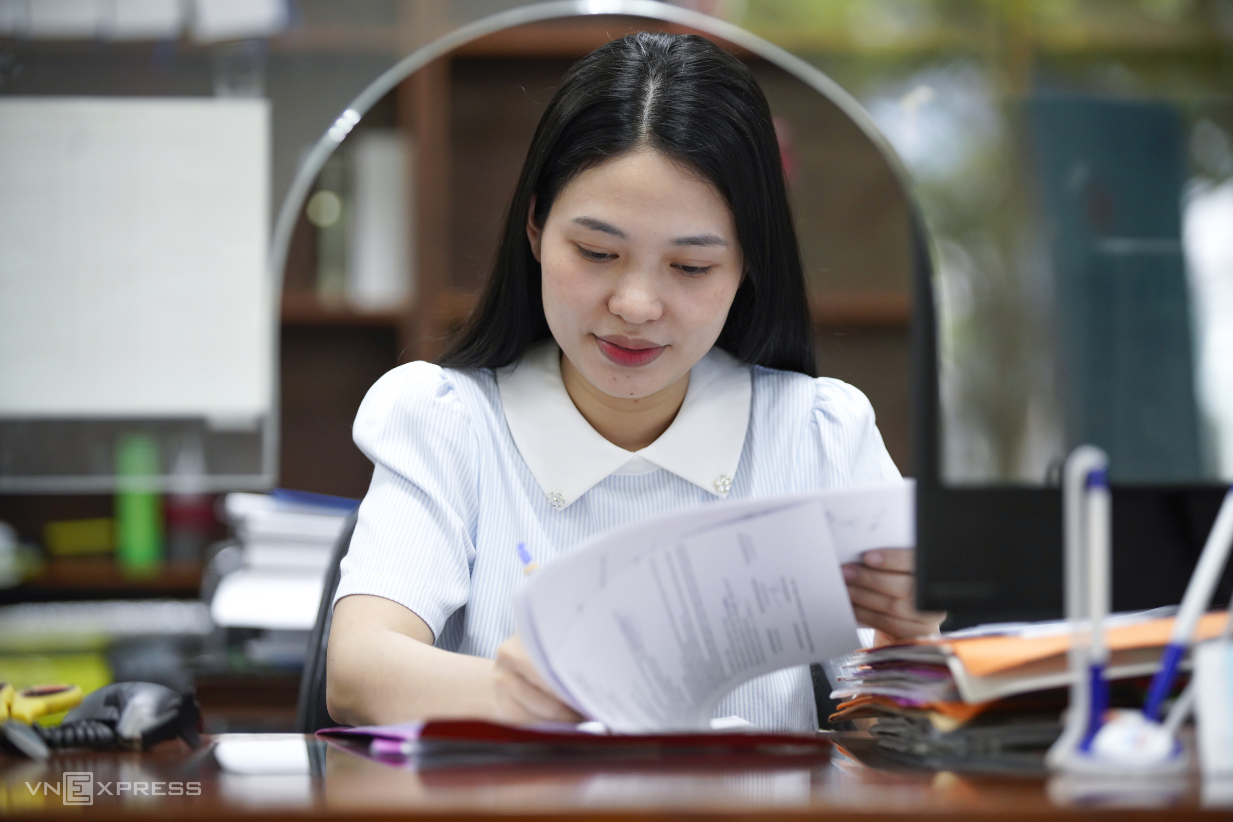 Thủ tướng yêu cầu đa dạng chính sách đãi ngộ cán bộ, công chức