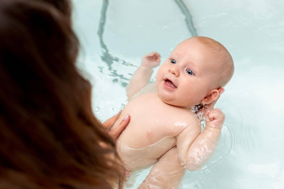 Suhu Demam Bayi, Batas dan Cara Mengatasinya – Suhu Demam Bayi, Batas dan Cara Mengatasinya