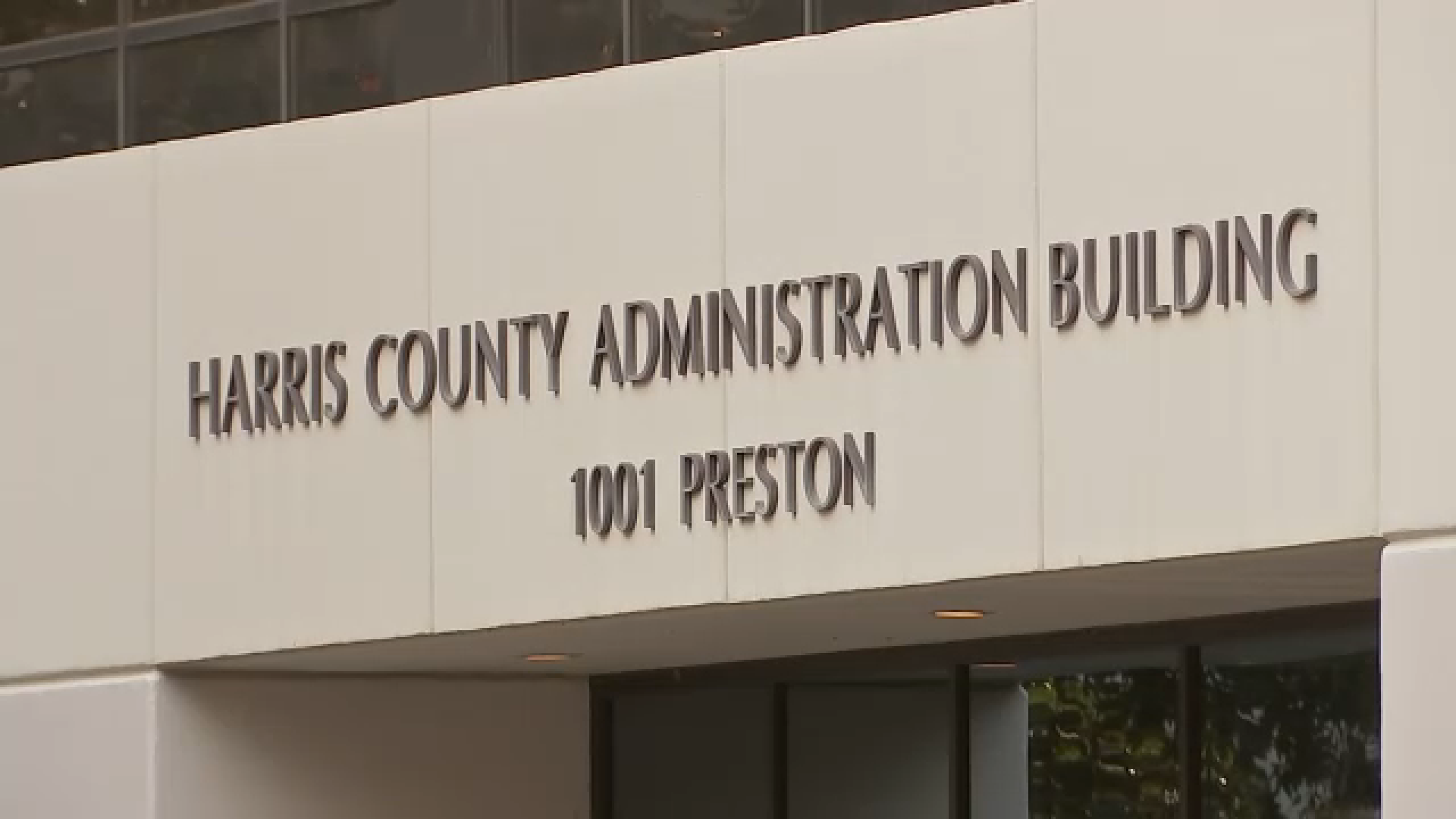 Commissioner's court argues over possible door construction at Harris ...