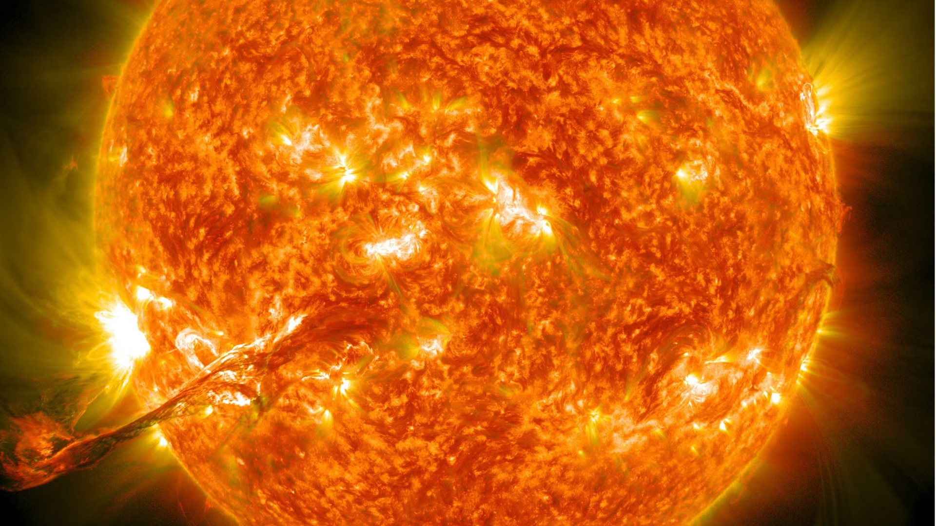 Sunlight-storing biomolecule releases heat on demand, beats lithium-ion ...