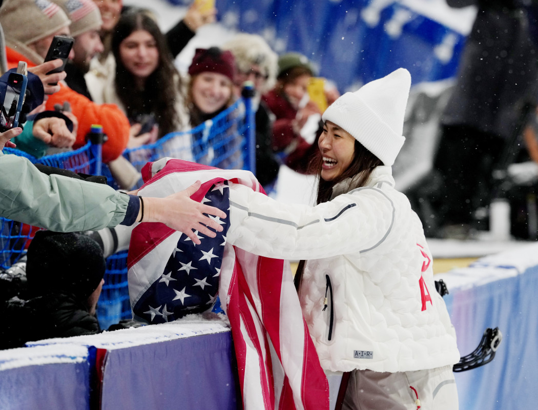 Chloe Kim's emotional reaction to silver medal win at Winter Olympics