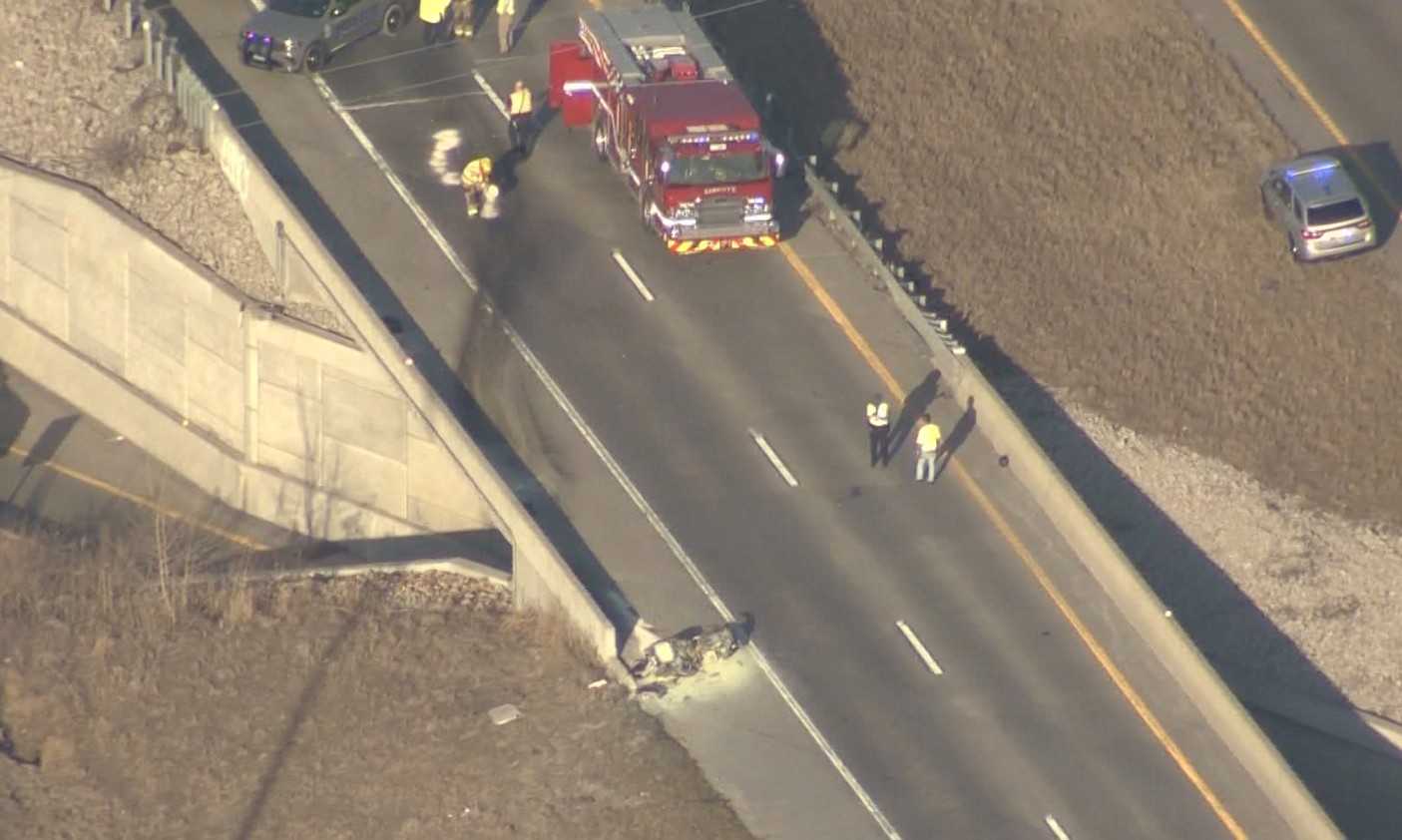 Motorcyclist ejected and killed in crash on southbound I-35 in Clay County