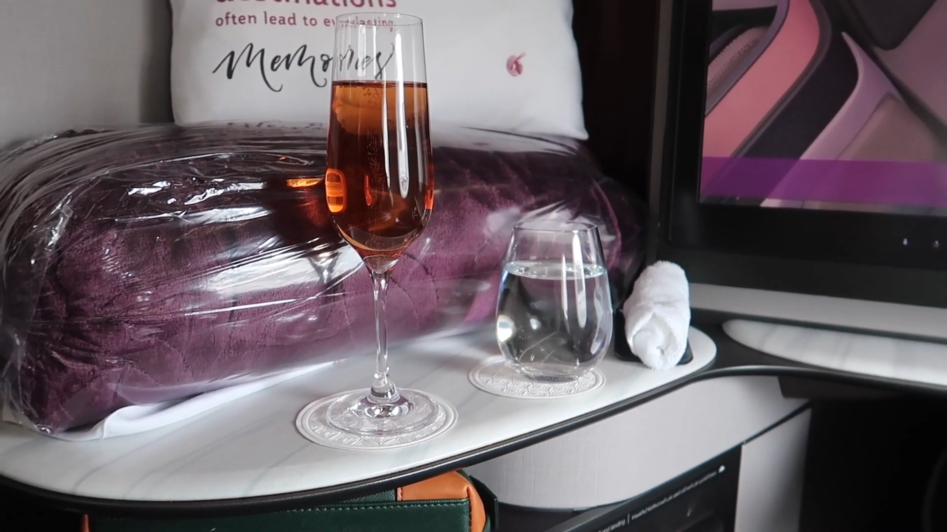 This is what you actually get inside Qatar Airways’ Qsuite
