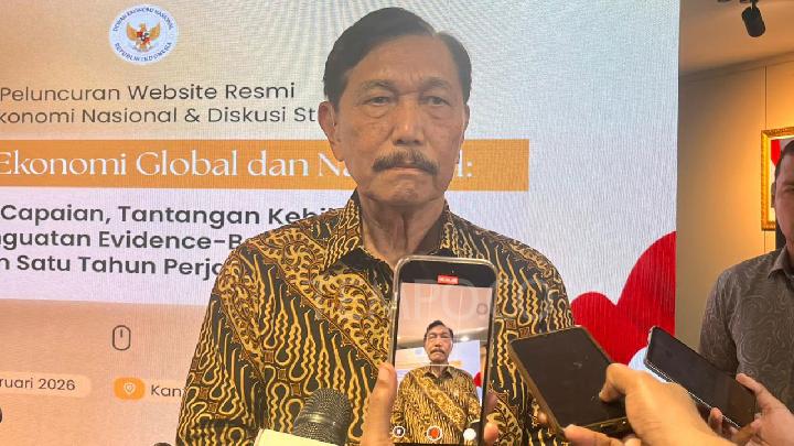Luhut Minta Wisatawan Nakal Bali Dideportasi