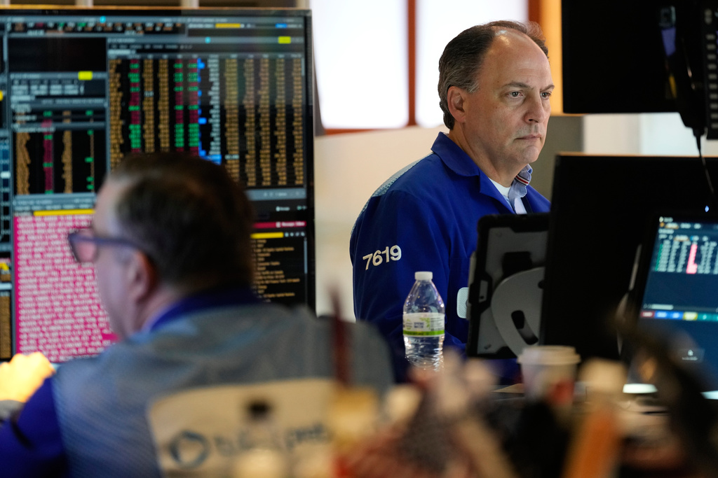 Asia shares lower after sharp Wall Street losses on AI-related worries<br>