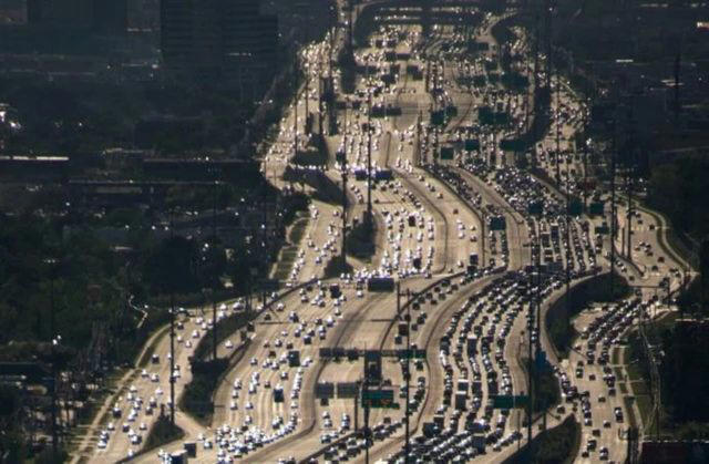 Aerial photo of world's widest freeway sparks mass debate online: 'My ...