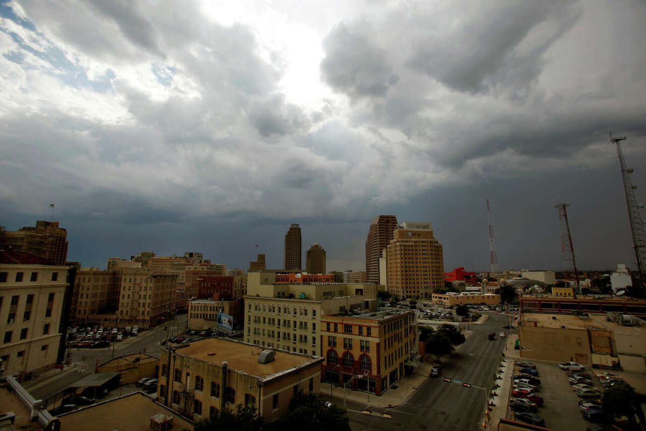 Strong storms could bring hail into South Texas Tuesday night. Here's ...