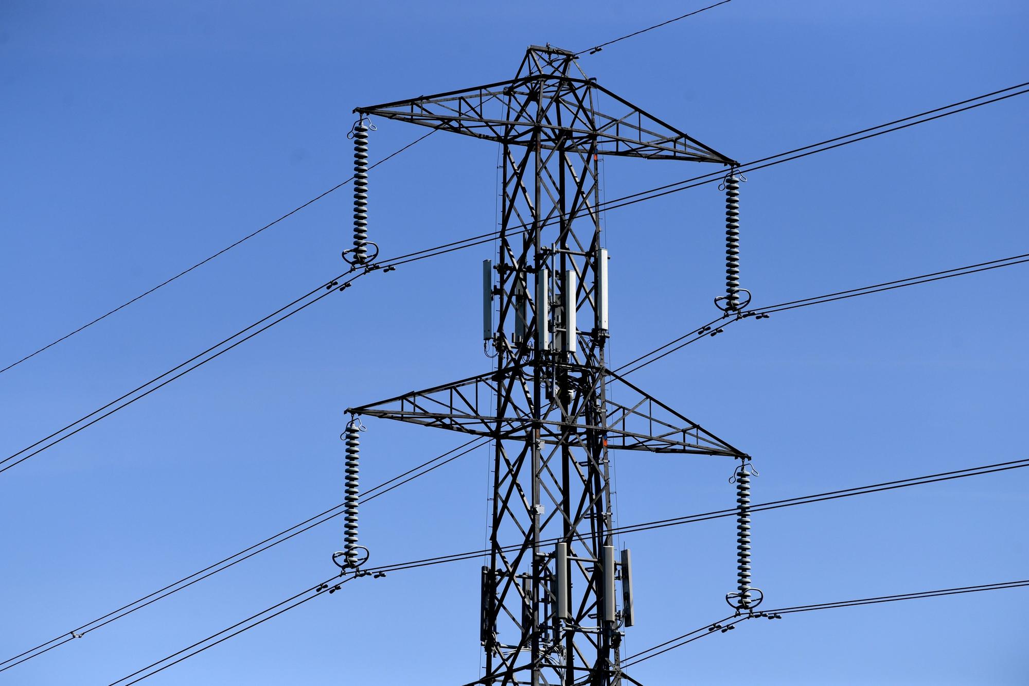 SP Energy Network meeting on plans for Denny to Wishaw powerline upgrade