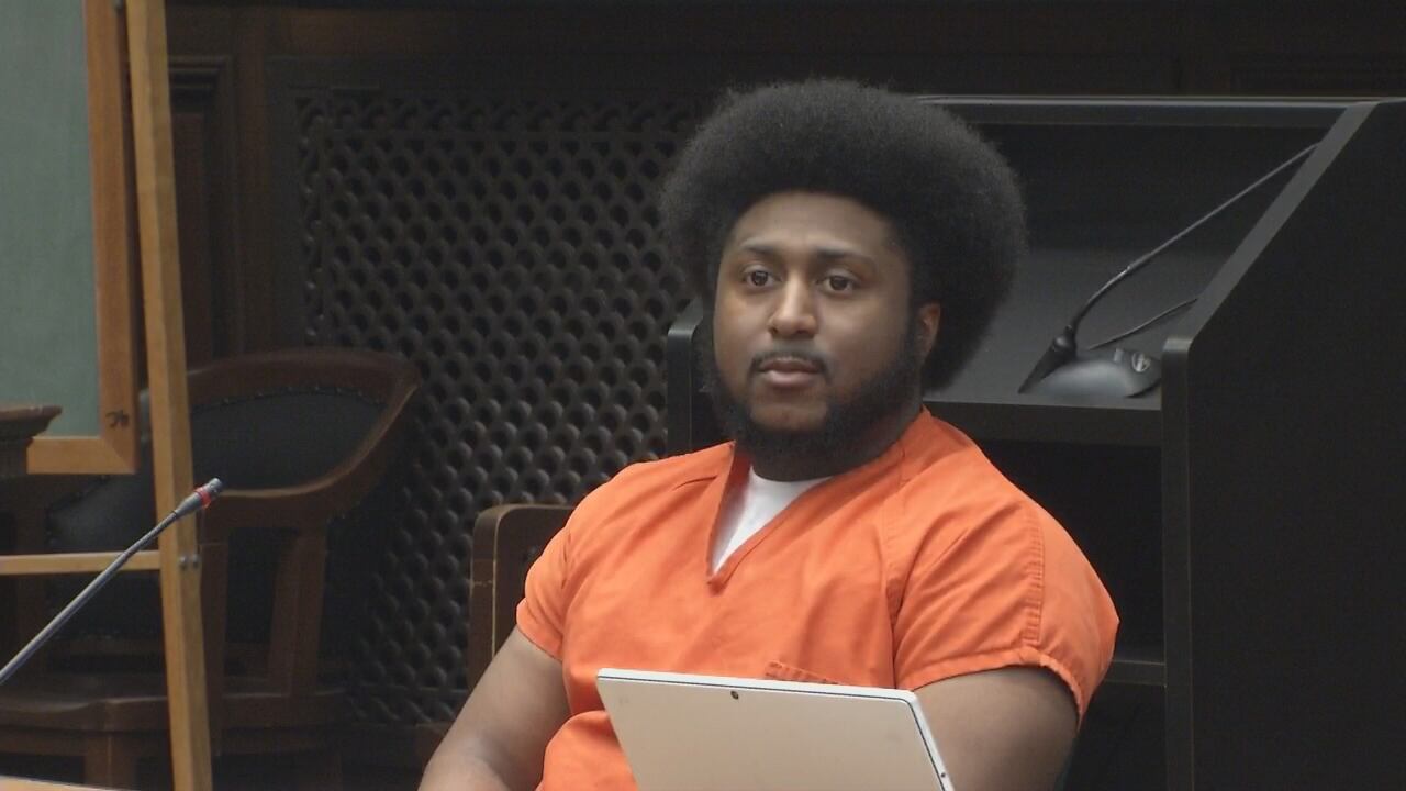 Iowa appeals court overturns murder conviction due to biased juror