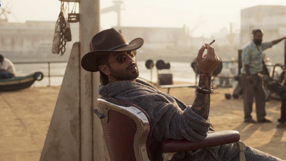 'O'Romeo' review: Violent love story sees Vishal Bhardwaj in mad ...