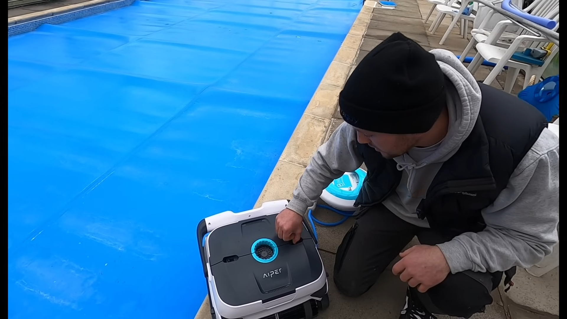 This is what $1,000 gets you in a pool robot