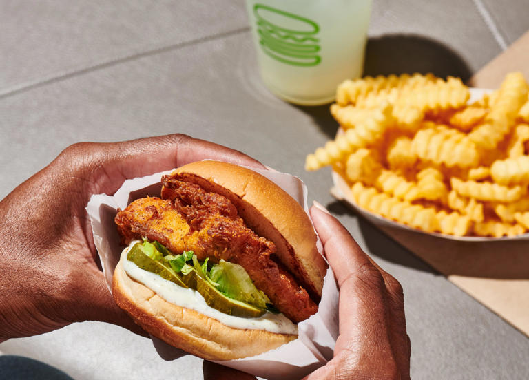 Naples Shake Shack reveals grand opening date