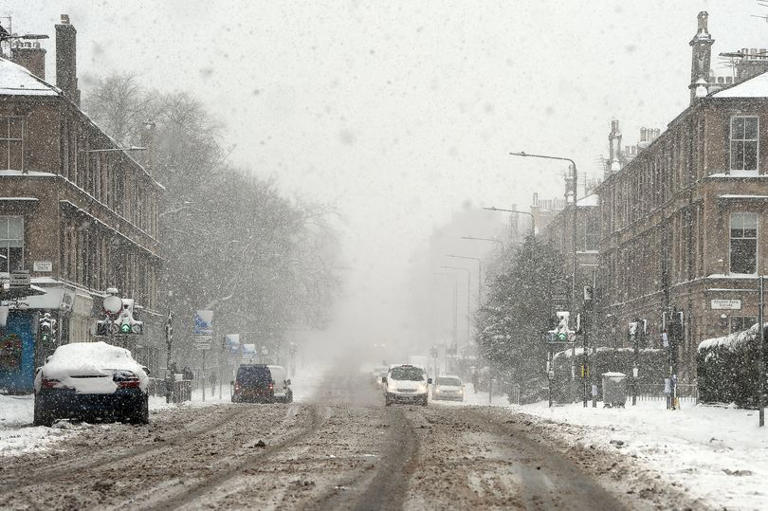Glasgow faces weekend weather warning for snow and ice in second ...