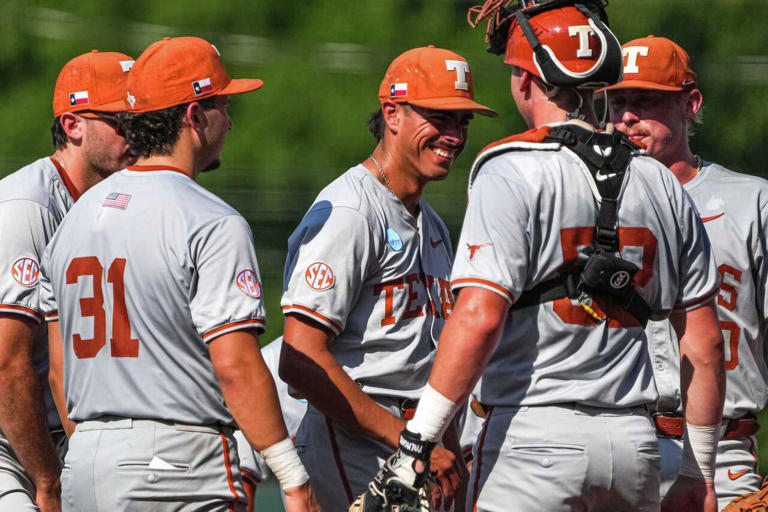 After a promising first year, pitcher Ruger Riojas gets Texas baseball ...