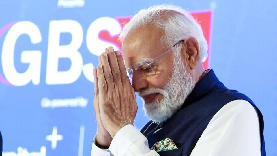 PM Modi says India contributes 16% to global growth, recent trade deals ...