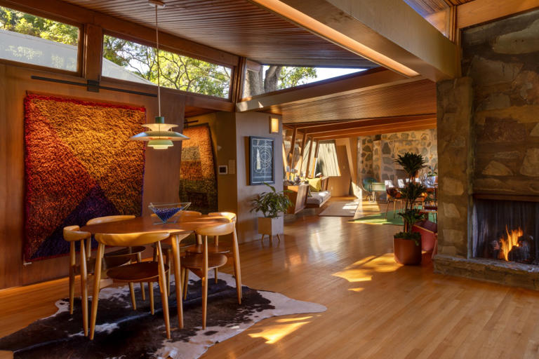 House of the week: A modernist home tucked into the LA hillside